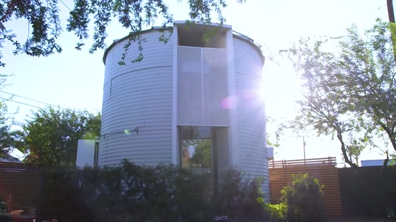 Newlwed Life in a Tiny Grain Silo Home